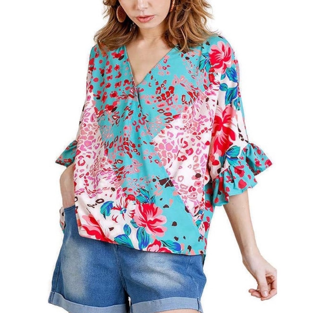 Umgee Floral and Animal Print Mixed Print Crossover Blouse w/ Ruffles, size Med